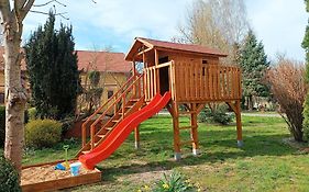 Agroturystyka Lesieniec - Magdalena i Maciej Mochoń